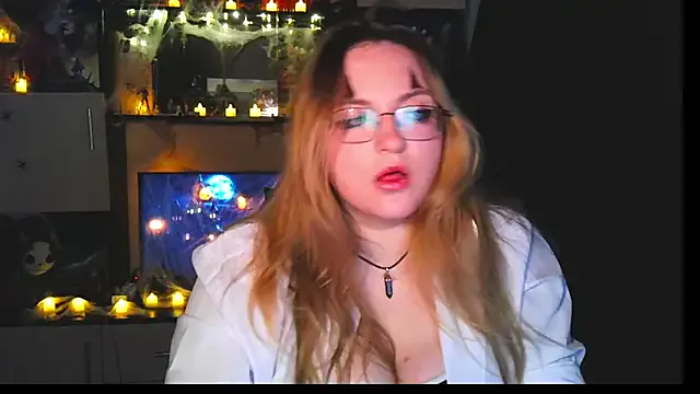 ZayaRush from StripChat is Freechat