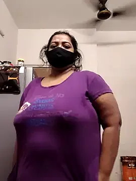 Zeepe19 from StripChat