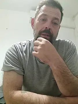 zefside42 from StripChat is Freechat