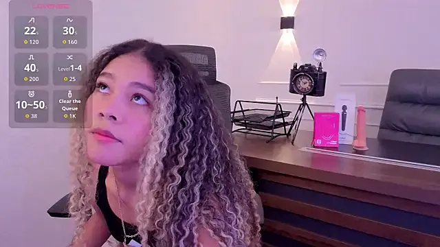 Girls: try live performances with matured performers, from dancing to quirks, in a variety of beautiful sex cams.