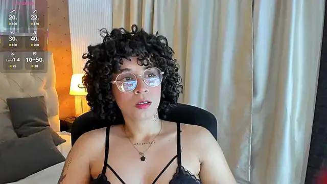 zoe_alanaa from StripChat is Freechat