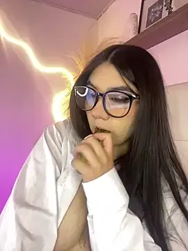 Zoe_Serrat from StripChat