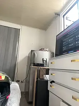 ZoeJohnsoon from StripChat is Freechat