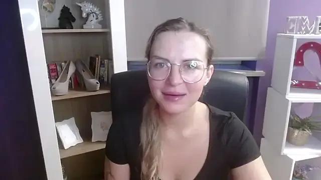 Zoey_Erotic from StripChat is Freechat