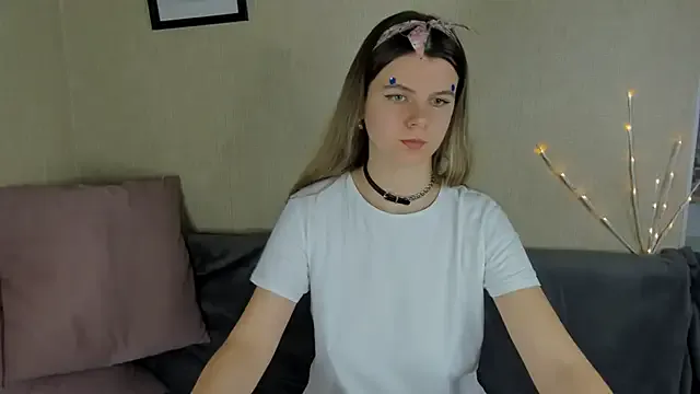 Zorianaa from StripChat is Freechat