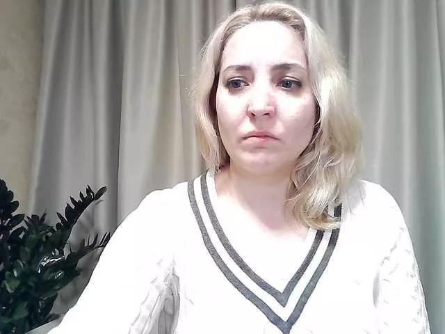 mariska-kiska from BongaCams is Freechat