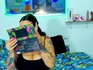 bad-couple from CamSoda is Freechat