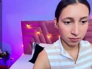 Photos of beautifulskinny18 from CamSoda is Freechat