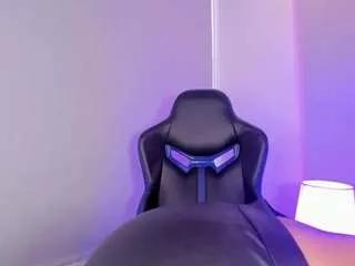 cameliaa-smiith on CamSoda