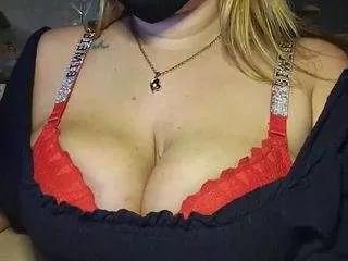 candyvikk from CamSoda is Freechat