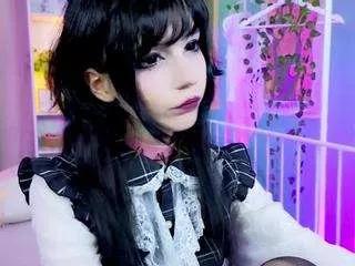 Draculauraa webcams show profile image 