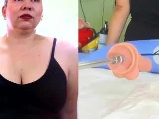 dulce-isabella from CamSoda is Freechat