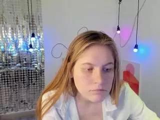 jadesoft from CamSoda is Freechat