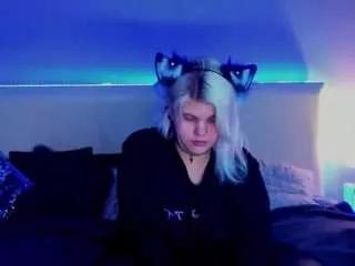 joannlowe from CamSoda is Freechat