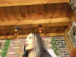 karlyn-angels14 from CamSoda is Freechat