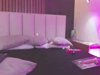 lunalenox from CamSoda is Freechat