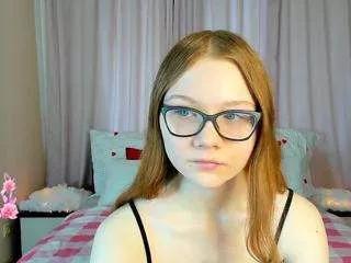 luv-tessa from CamSoda is Freechat