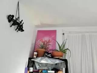 saradesirexo from CamSoda is Freechat