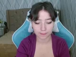 suelunax from CamSoda is Freechat