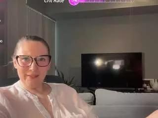 theaddisonphoenix from CamSoda is Freechat