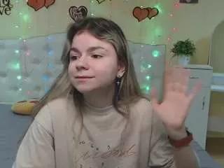 tinaredly from CamSoda is Freechat