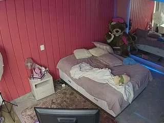 voyeurcam-casa-salsa-bedroom-5 from CamSoda is Freechat