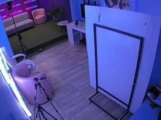 voyeurcam-jb-xfollow from CamSoda is Freechat