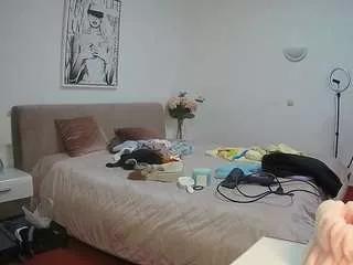 voyeurcam-julmodels-reallife-2 from CamSoda is Freechat