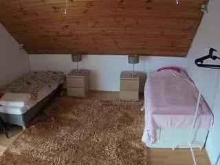 voyeurcam-julmodels-whitebed-2 from CamSoda is Freechat