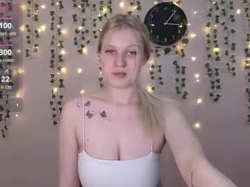 Emiliaduchess webcams show profile image 