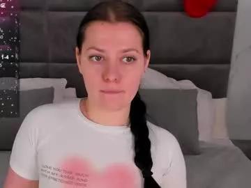 emy_mooreee from Chaturbate is Freechat