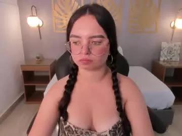 luna_sofiaa_ from Chaturbate is Freechat