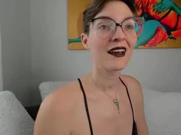 madammezusa from Chaturbate is Freechat