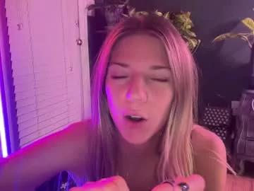 Oliviahansleyy webcams show profile image 