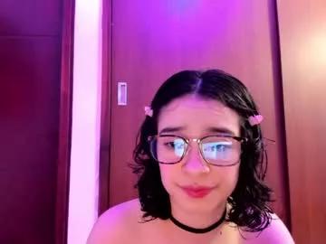 Petitee_lunna webcams show profile image 