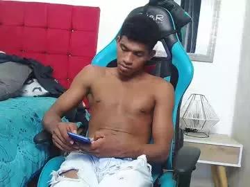 roger_browm from Chaturbate is Freechat