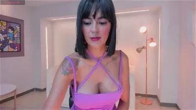 Sex-toys wildness: Fulfill your wishes and checkout our live broadcasts extravaganza with seasoned escorts teasing and squirting with their vibrating toys.