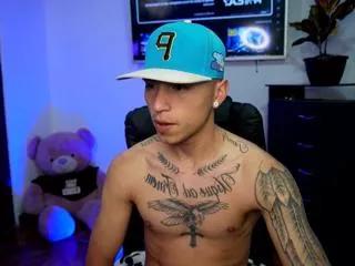 alex_andeeer from Flirt4Free is Freechat