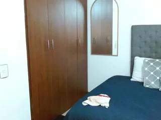 alix_martin from Flirt4Free is Freechat