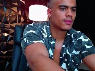 dominic_salazar from Flirt4Free is Freechat