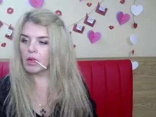 julya_barbi from Flirt4Free is Freechat