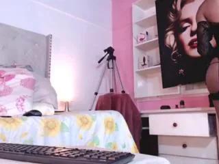 kendall_rousee from Flirt4Free is Freechat