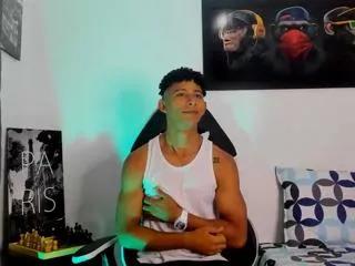 markus_brown from Flirt4Free is Freechat