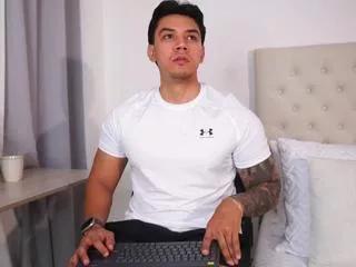 noah_avery from Flirt4Free is Freechat