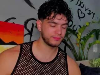 noah_miller from Flirt4Free is Freechat