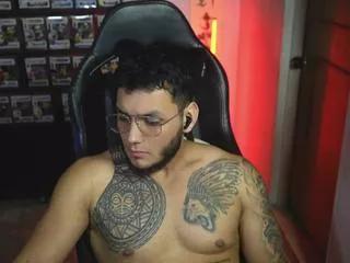 paul_rus from Flirt4Free is Freechat