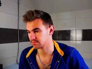 pierce_x from Flirt4Free is Freechat