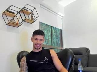 santos_ramirez from Flirt4Free is Freechat