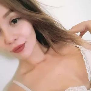 AliceKinkyGir from MyFreeCams is Freechat