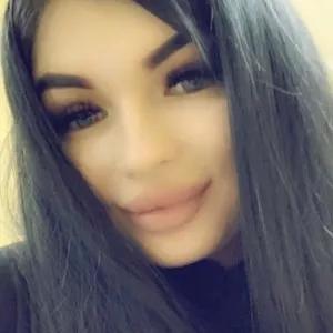 CherryEvve from MyFreeCams is Freechat